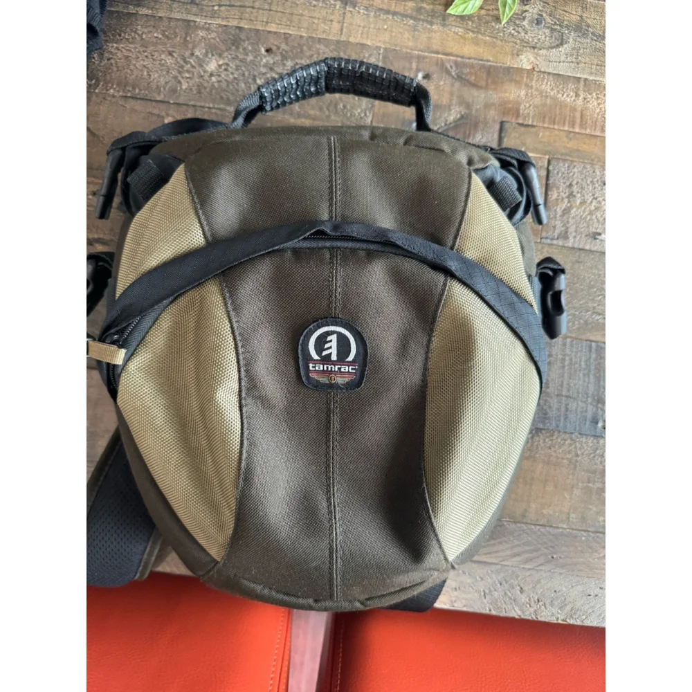 Tamrac Velocity 5767 Brown/Dark Brown Camera Bag Sling Backpack with Inserts